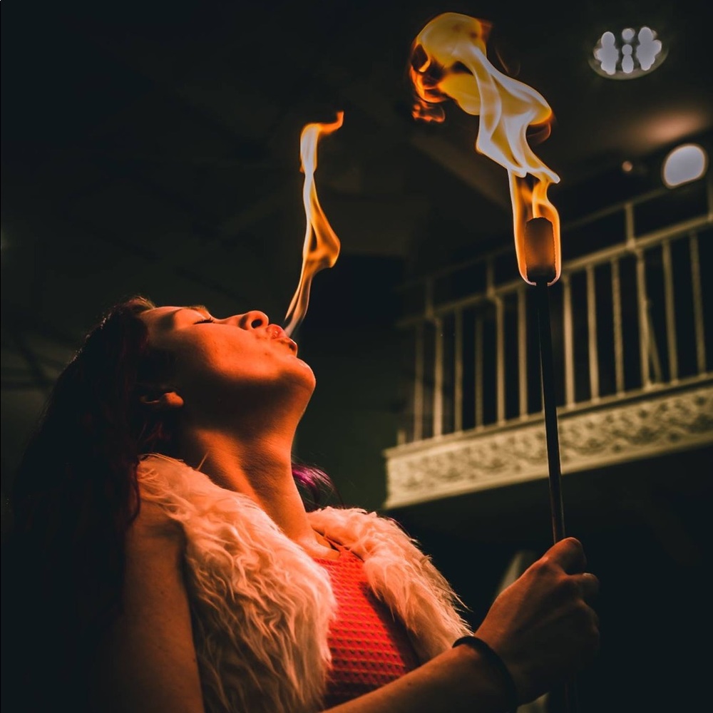 Meet your Posher, Leah